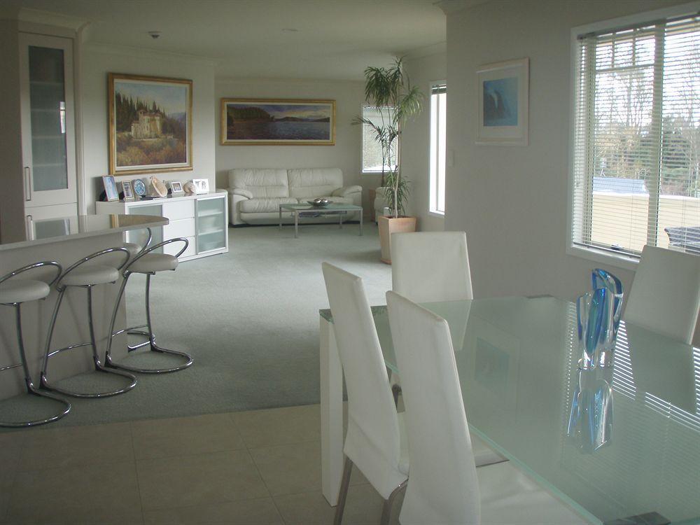 Seascape Villa B&B 타우랑가 외부 사진