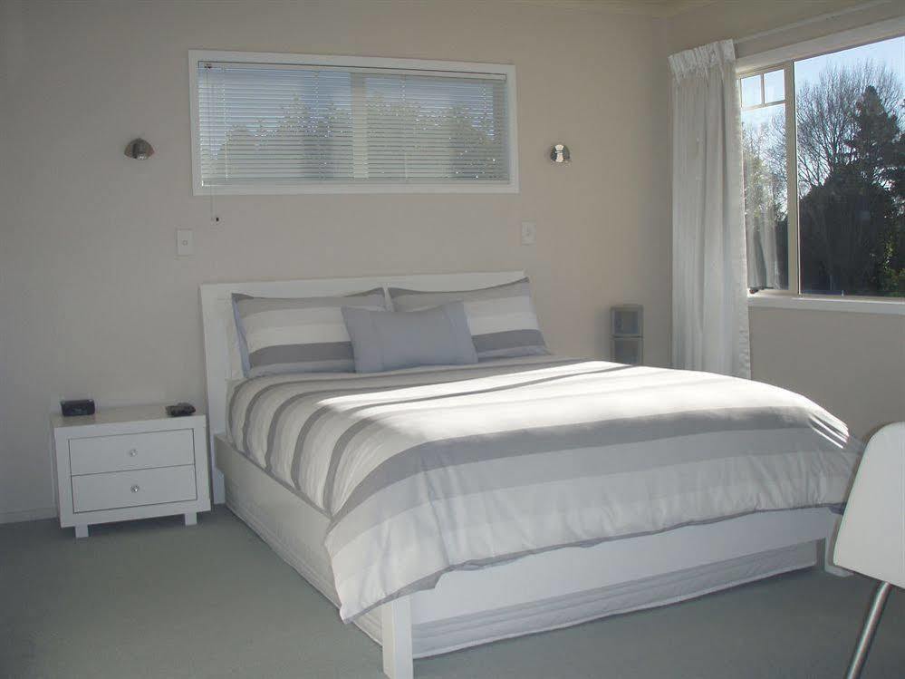Seascape Villa B&B 타우랑가 외부 사진